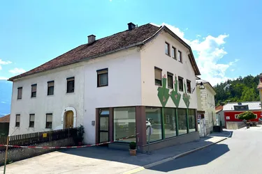 Zentral gelegenes Geschäftslokal zum Mieten!