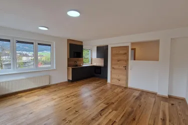 Neu renovierte Wohnung in sonniger und zentraler Lage von Schwaz