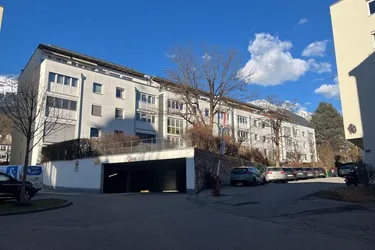 MIETE/ Tiefgaragenplatz in Innsbruck/Zentrum