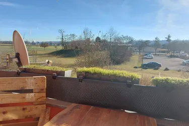 Attraktive 3-Zimmer-Wohnung mit Loggia und Blick ins Grüne