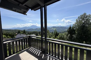 Zweitwohnsitzoption! Perfekte 2-3 Zimmer Wohnung in absoluter Aussichts-/Ruhelage am Kronberg