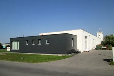 Attraktiver, vielseitiger Standort für Produktion, Verkauf, Handel oder Gewerbe!