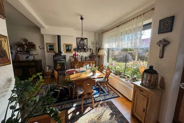 Einfamilienhaus mit viel Potenzial auf großem Grundstück in Siedlungslage!