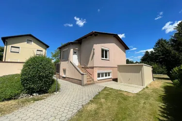 Einfamilienhaus mit viel Potential in absoluter TOP Ruhe-Lage