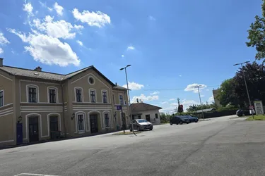 ++ Baubewilligtes Baugrundstück für 6 Reihenhäuser + Perfekt für Bauträger geeignet ++ 120m vom Bahnhof ++