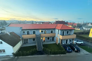 Saniertes Zinshaus mit 5 Wohneinheiten (336m²) in zentraler Lage in Fürstenfeld! Provisionsfrei!