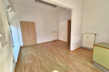 Toplage: Geräumiges Ladenlokal (54m²) mit Schaufenster im Zentrum von Fürstenfeld!