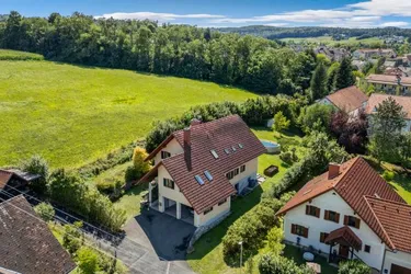 Gepflegtes Einfamilienhaus (189m²) in ruhiger Lage in Fehring!