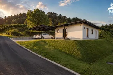 Ruhig gelegenes Grundstück (1.200m²) in Stadtbergen mit Weitblick ins Grüne - Nähe Fürstenfeld!