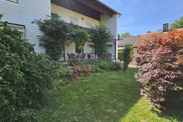 ZEHNERVIERTEL - Ein- bis Zweifamilienhaus mit schön angelegtem Garten
