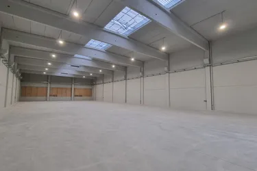 NEUBAU-Halle(n) - mieterspezifische Wünsche möglich (Kran etc.) - Fertigstellung Frühjahr 2025