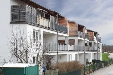 Expose Wieselburg. 3-Zimmer Eigentumswohnung mit großem Balkon und Abstellplatz.