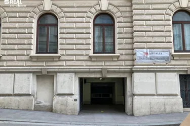 Provisionsfreie Garagenplätze beim Burgtheater