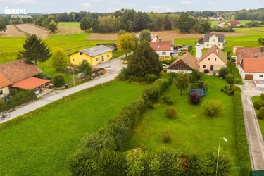 Expose Träumerische Grünruhelage und Feriendomizil im Herzen des Waldviertels