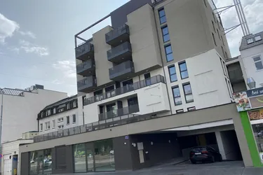 Kleiner Tiefgaragenplatz im 22. Bezirk - Erzherzog-Karl-Straße 134