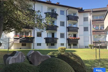 Sanierungsbedürftige 2 Zimmerwohnung in Ruhelage Nähe St. Veit an der Glan!