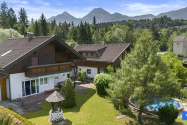 Rarität am Faaker See, Einfamilienhaus mit separatem Gästehaus und Seezugang