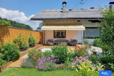 Großzügiges Familienhaus mit idyllischem Garten