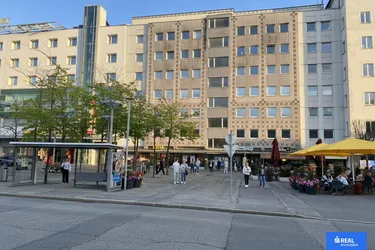 Flexible Bürofläche in zentraler Lage!