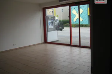 Verkaufs- oder Ausstellungsfläche