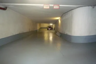 Tiefgaragenplatzzu mieten in 1190 Wien