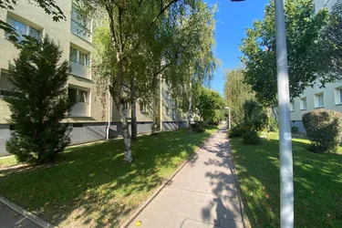 3-Zimmer Wohnung mit Loggia, Nähe Kagraner Platz in 1220 Wien zu kaufen