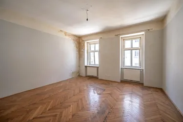 ++NEU++ Sanierungsbedürftige Altbauwohnung in guter Lage! mit viel Potenzial!