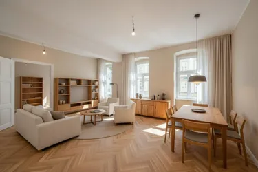 Kernsanierter ERSTBEZUG in toller Lage mit perfektem Grundriss!