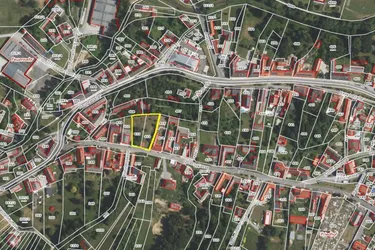 Baugrund - Doppelparzelle oder einzeln abzugeben