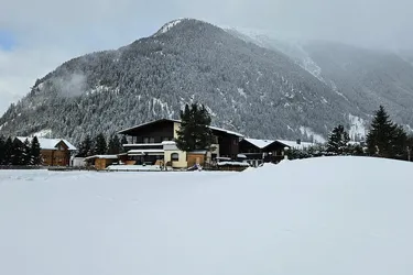 Wohnhaus mit Ferienwohnungen in traumhafter Lage!