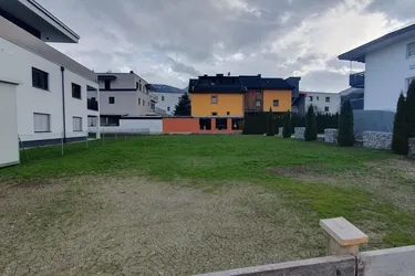 Gut geschnittener Baugrund in Zentrumsnähe!