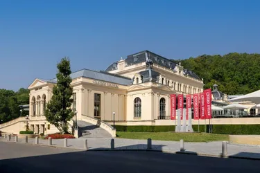 BADEN, direkt an der Fußgängerzone: frisch sanierte Gewerbe-Räume: ideal für Bürotätigkeiten oder Geschäft / Verkaufslokal: Erstbezug nach Renovierung:
