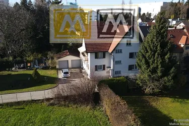 "Haus am Ende der Stille" - Älteres Wohnhaus mit Kreuzgibel auf 745m² Grund!