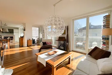 Licht.Raum.Eleganz. | Exklusive 3 Zi.-Wohnung in Aigen inkl. Außenstellplatz &amp; optionalem TG-Stellplatz