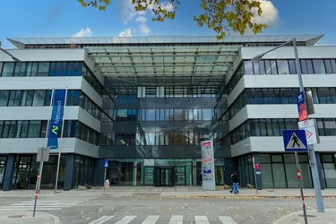 EURO PLAZA: Modernes Büro mit Top-Ausstattung und zentraler Lage für Ihren Geschäftserfolg!