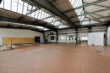 BÜRO-, LAGER- UND HALLENFLÄCHE IN TOP-LAGE ZUR UNBEFRISTETEN MIETE IN WIEN 23, TRIESTERSTRASSE
