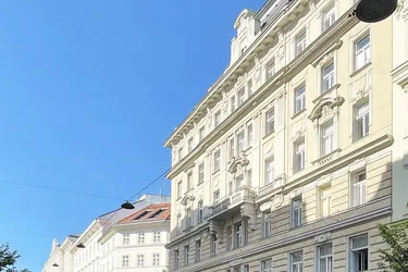 VORTREFFLICH WOHNEN IM ERSTEN BEZIRK