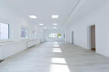 PARSCH | Attraktives Open-Space-Büro mit 115 m²