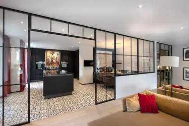 RIEDENBURG | 265 m² Luxus-Gartenwohnung mit Pool vor den Toren der historischen Altstadt