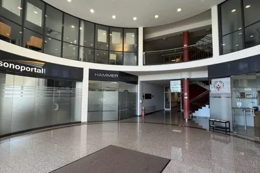 7400 Oberwart, Büro oder Ordination, 3 Räume, 70m², Top Frequenzlage im Gesundheitszentrum, KFZ Stellplatz inkludiert, Miete € 799,--