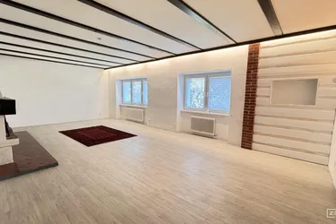 Großzügige Erdgeschosswohnung in Mödling – Perfekt für Wohnen, Büro oder Ordination | ZΞLLMANN IMMOBILIEN