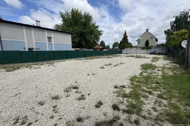 Gewerbegrund &amp; Autoplatz zu vermieten | ZELLMANN IMMOBILIEN