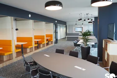 #SQ ---MODERNE BÜROS IM DC-TOWER VON 12-300m²---