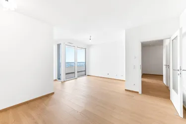 # SQ - HOCH33 - WOHNEN MIT WEITBLICK IM HÖCHSTGELEGENEN WOHNGEBÄUDE WIENS