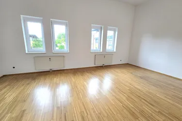 * * * LICHTDURCHFLUTETE SINGLE- und PÄRCHENWOHNUNG in GLEISDORF - NÄCHST WELLENBAD * * * 