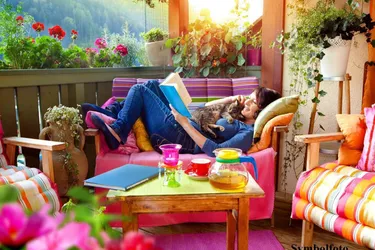 * * * 10 m² TERRASSE + 6 m² BALKON... 1. = LETZTER STOCK - KEIN DARÜBER... TIEFGARAGE... 6 RADMIN. zur TU-Inffeld * * * 