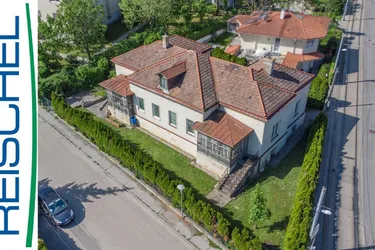 Sanierungsbedürftige Wienerwald-Villa in begehrter Lage