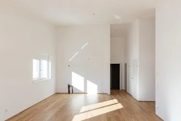 Hochwertige 4-Zimmer Penthousewohnung (AW07)