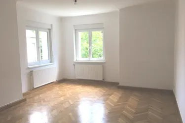 Tolle 2 Z.-Wohnung mit 10 m² Balkon am Röm