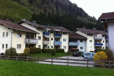 Expose Leben im Gasteinertal! Gemütliche, geförderte 3-Zimmerwohnung mit Balkon in Bad Hofgastein! Mit hoher Wohnbehilfe